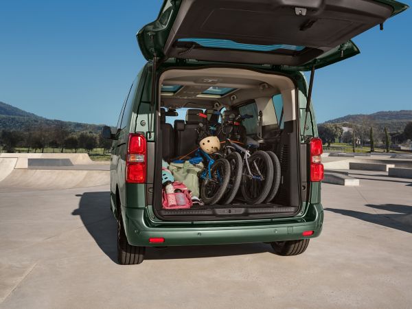 A Proace Verso loaded with bikes and luggage